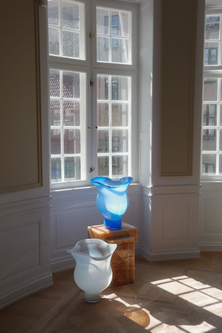The Vase Mega
